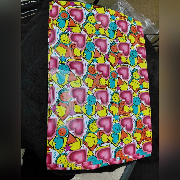 NWT - 15ct. 14.5x19 Polymailers Hearts/Smileys Random Thank You Cards/Stickerd - Picture 2 of 4